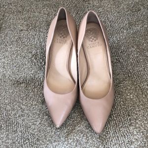 Vince Camuto 4"  nude Pumps
